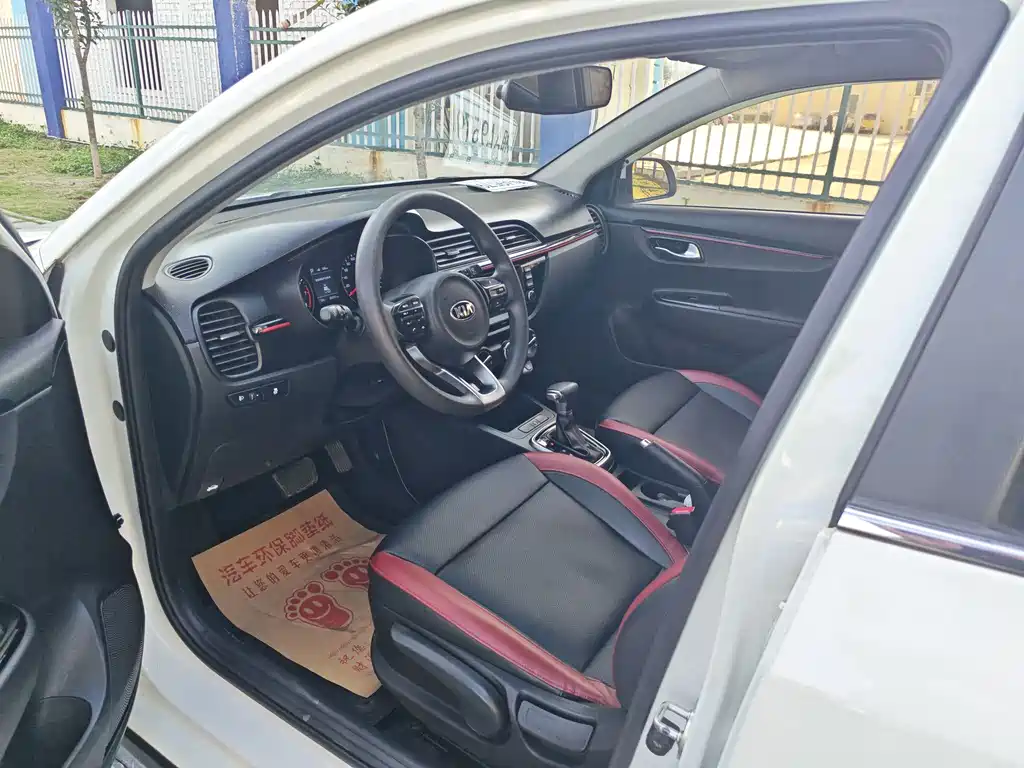 Kia KX Cross 2018 — фото 5