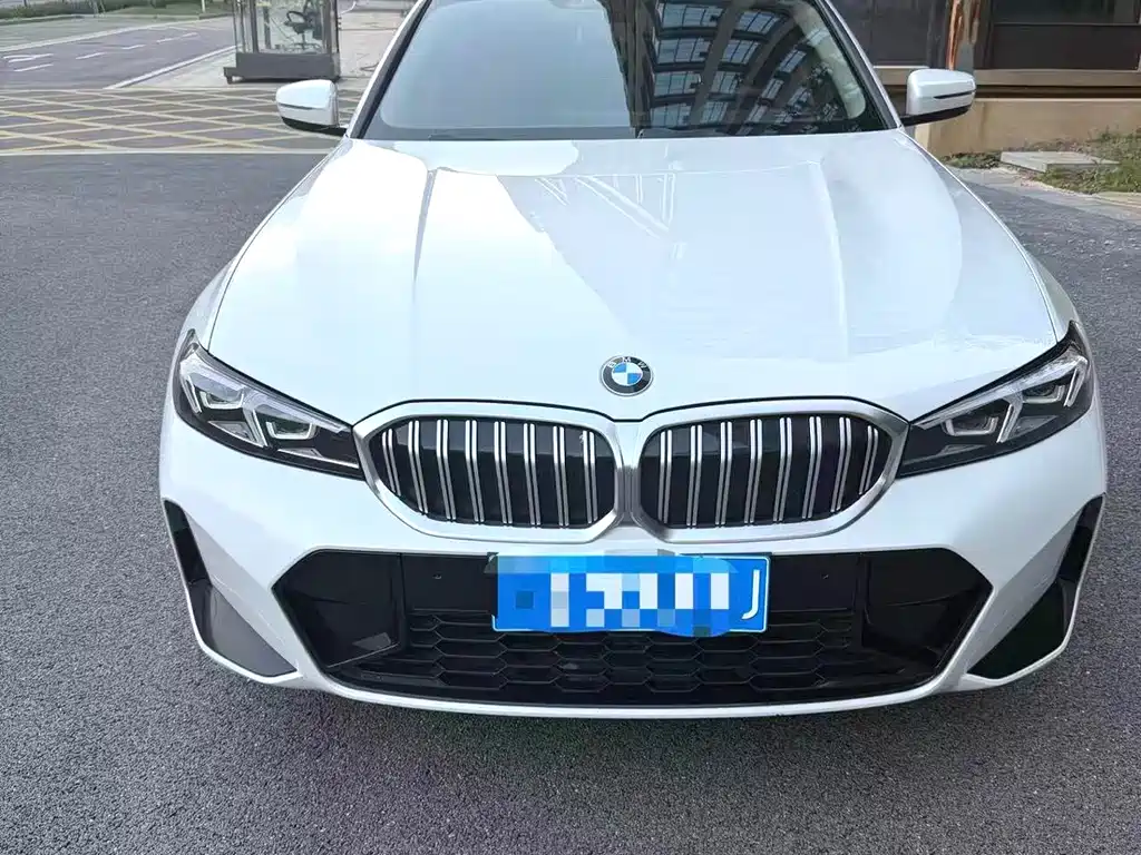 BMW 3 Series 2023