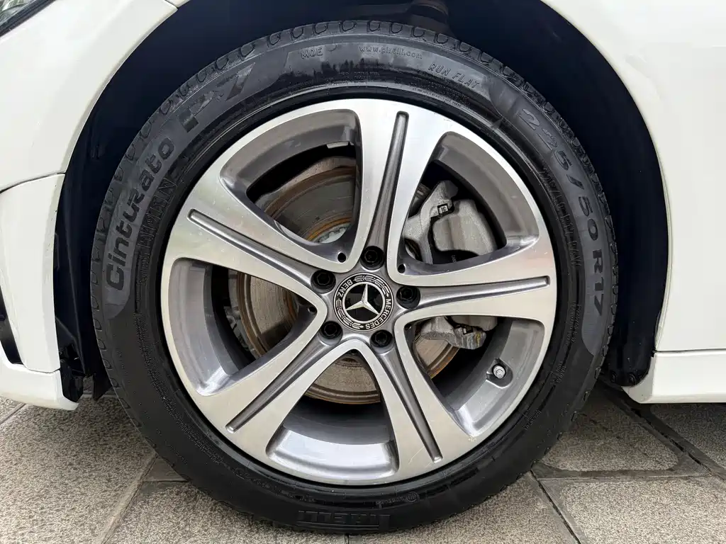Mercedes-Benz C-Class 2020 — фото 14
