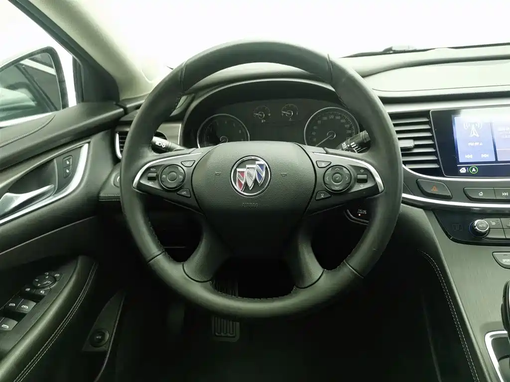 Buick LaCrosse 2021 — фото 11
