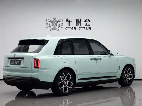 Rolls-Royce Cullinan 2023