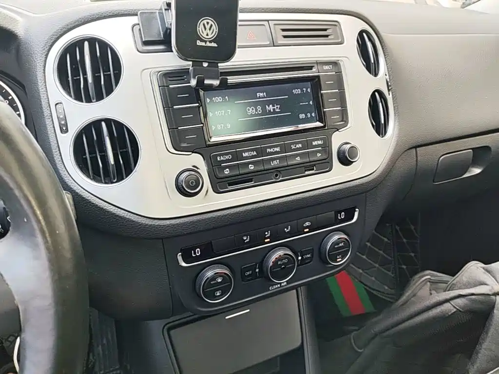 Volkswagen Tiguan 2017 — фото 13