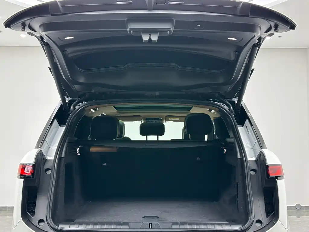 Land Rover Range Rover Sport 2024 — фото 30