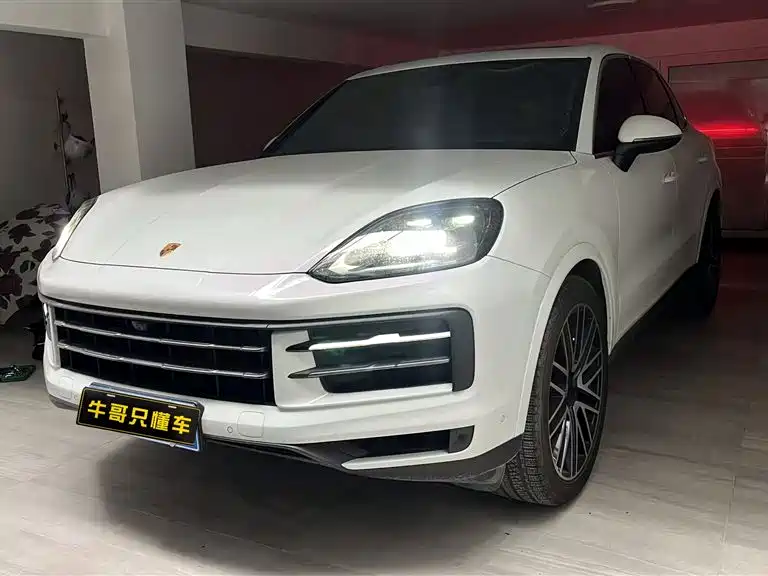 Porsche Cayenne 2024