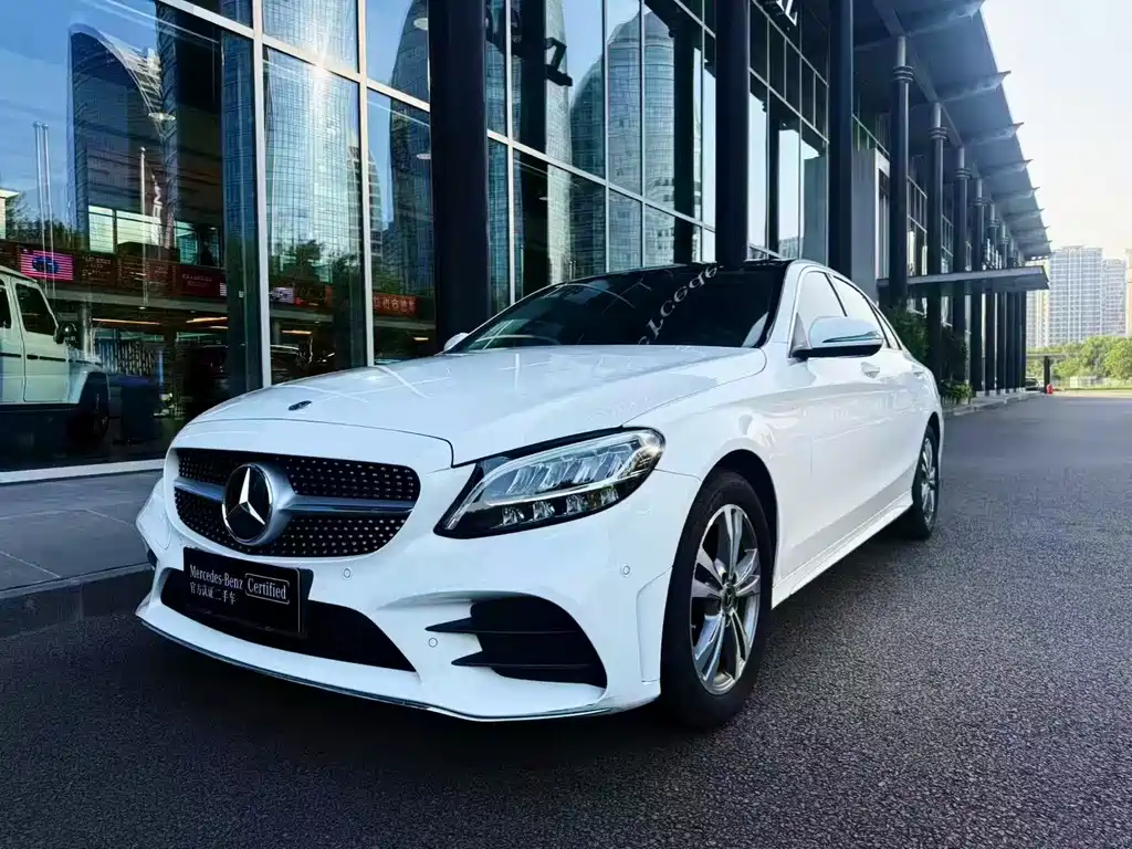 Mercedes-Benz C-Class 2021