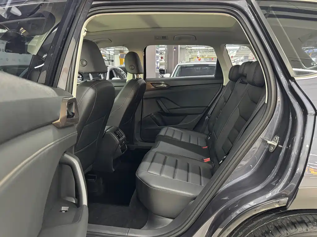 Volkswagen Tharu 2022