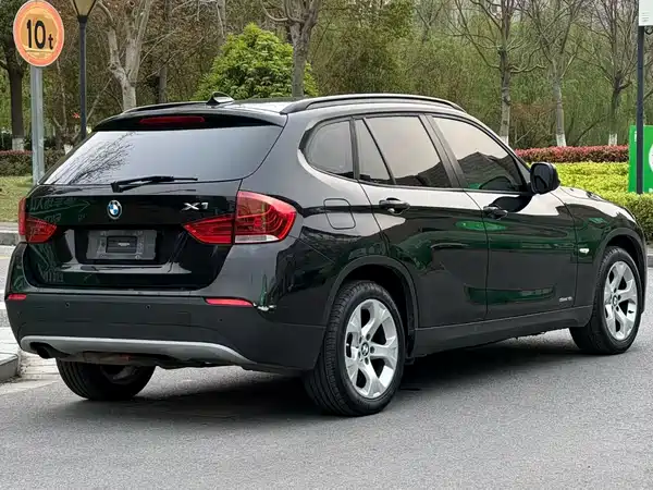BMW X1 2012