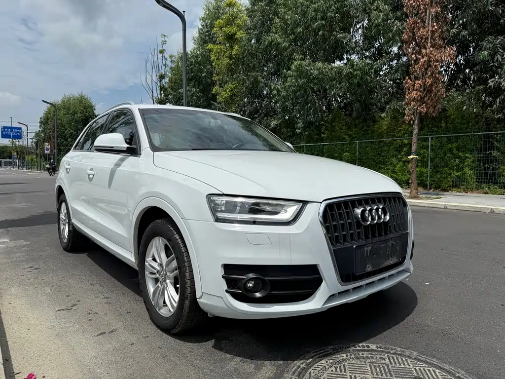 Audi Q3 2015
