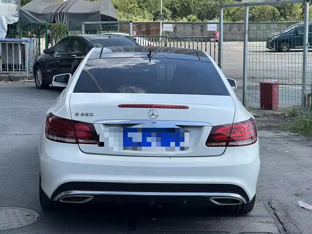 Mercedes-Benz E-Class 2016