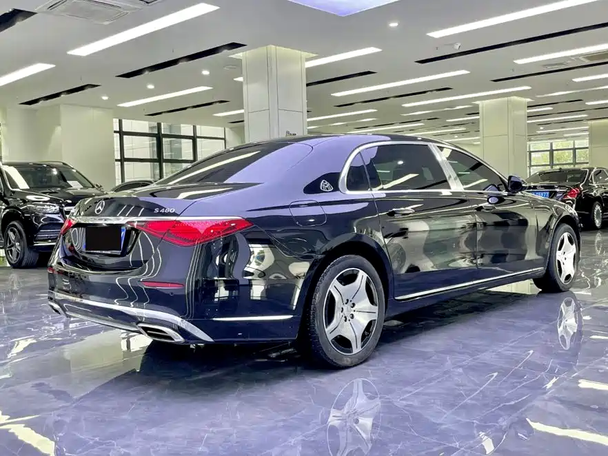 Mercedes-Benz Maybach S-Class 2025