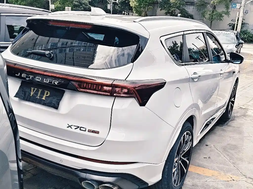 Jetour X70 PLUS 2022 — фото 14