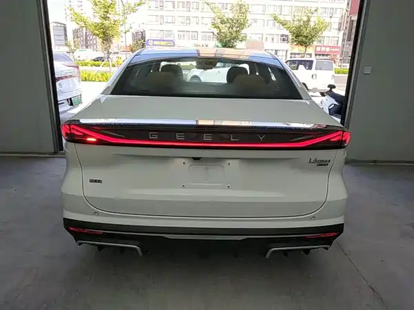 Geely Galaxy L6 2025