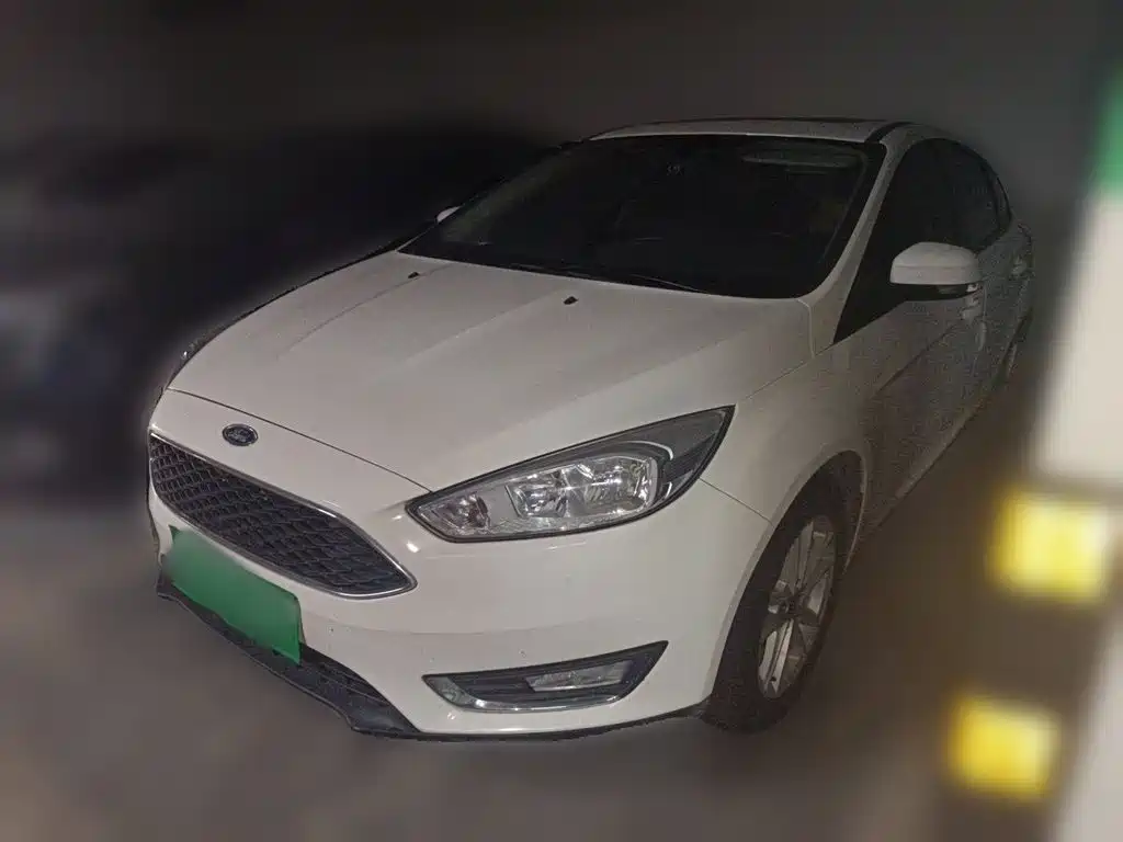 Ford Focus 2017 — фото 1