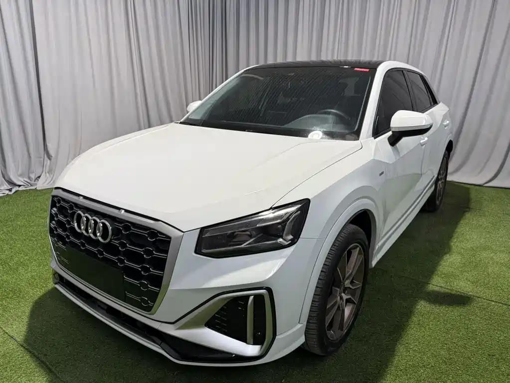 Audi Q2L 2022