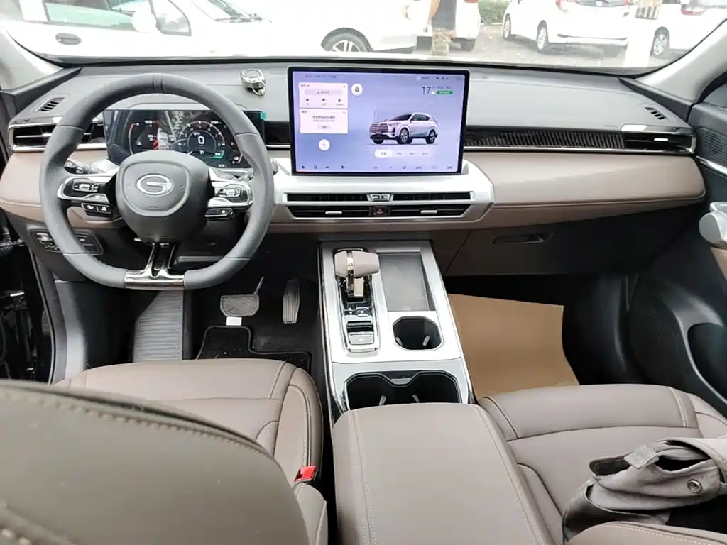 GAC Trumpchi GS4 2025 — фото 10