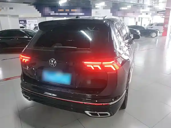 Volkswagen Tiguan L 2023