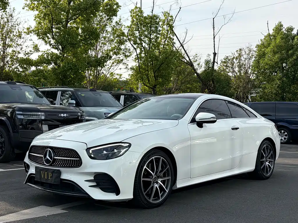 Mercedes-Benz E-Class 2021