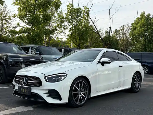 Mercedes-Benz E-Class 2021