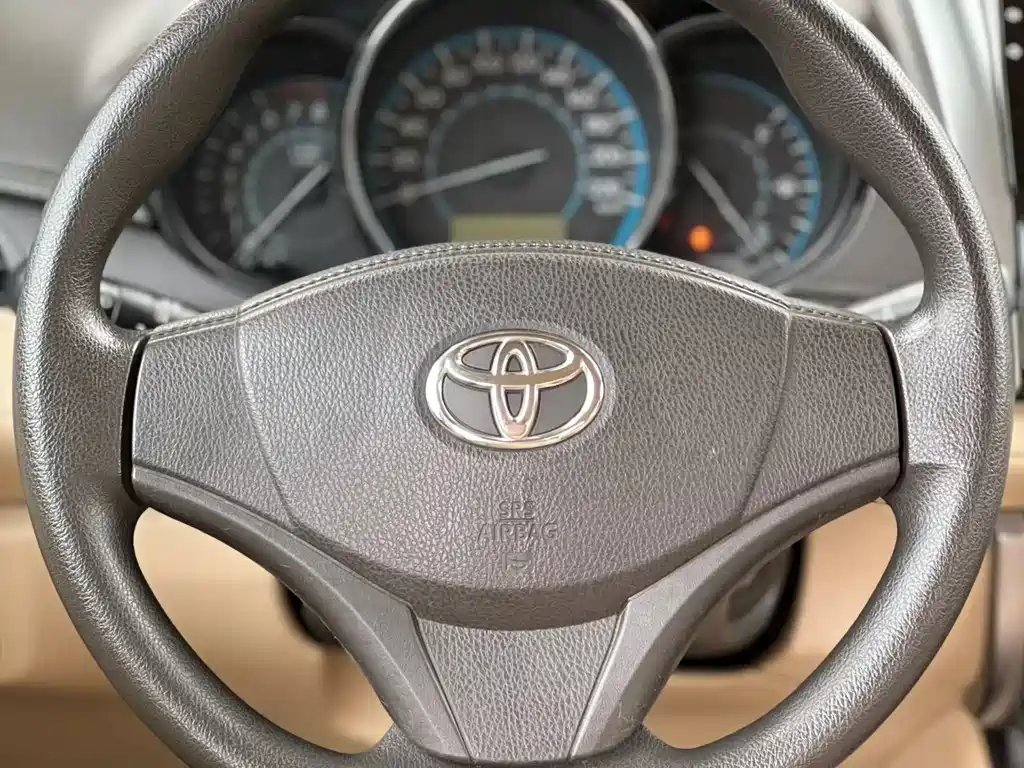 Toyota Vios 2015 — фото 2