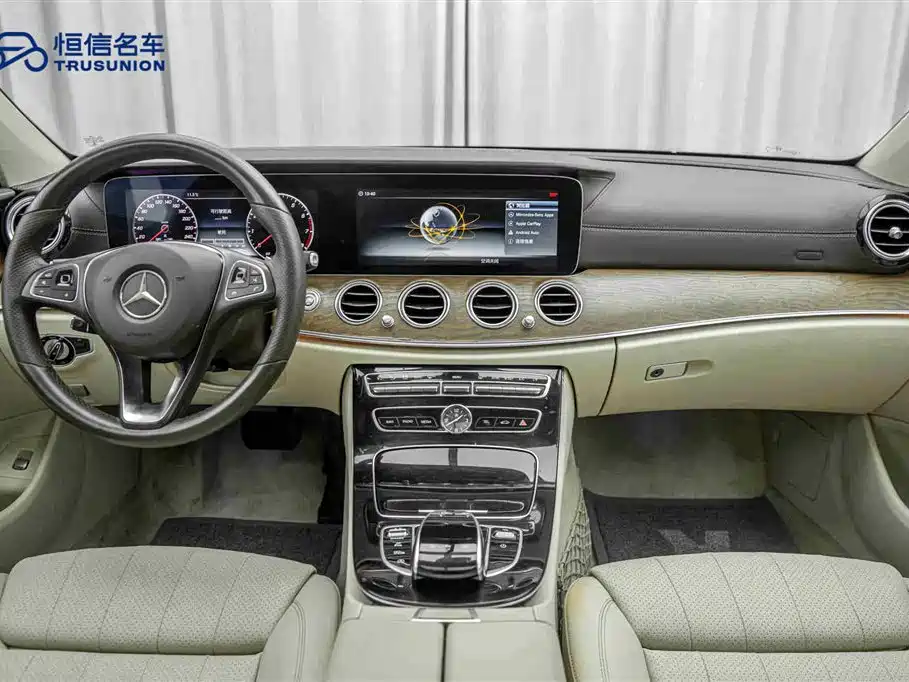 Mercedes-Benz E-Class 2017 — фото 13