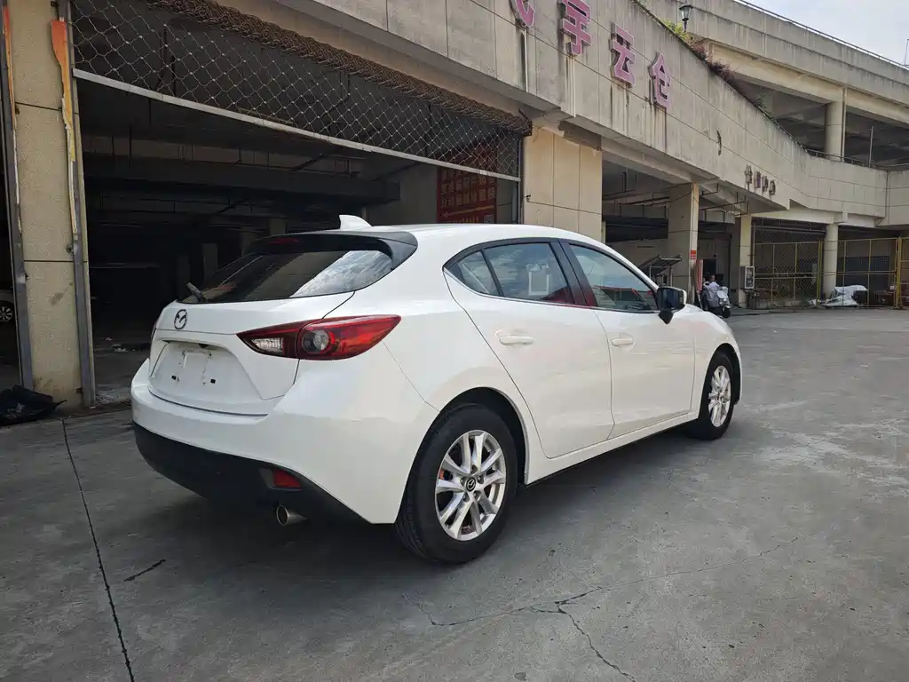 Mazda 3 Angkesela 2015 — фото 16