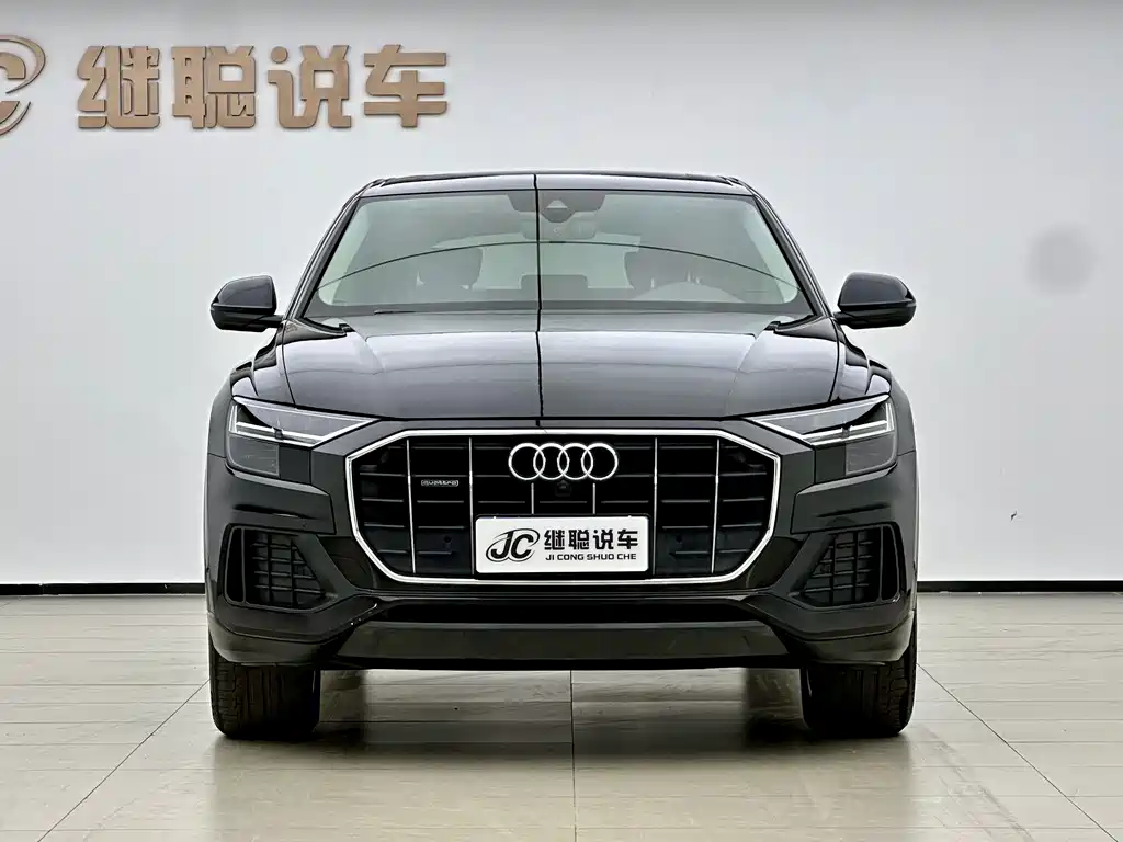 Audi Q8 2021 — фото 2