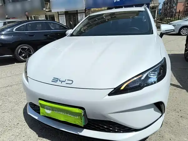 BYD Seal 05 DM-i 2025