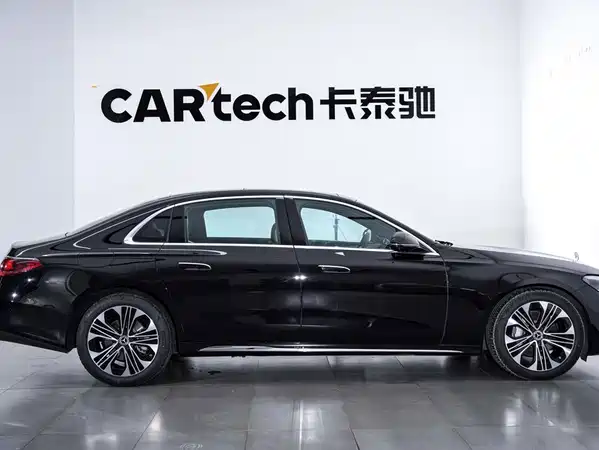 Mercedes-Benz E-Class 2025