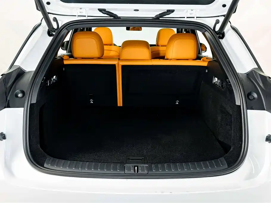 Li Auto i6 2026 — фото 24