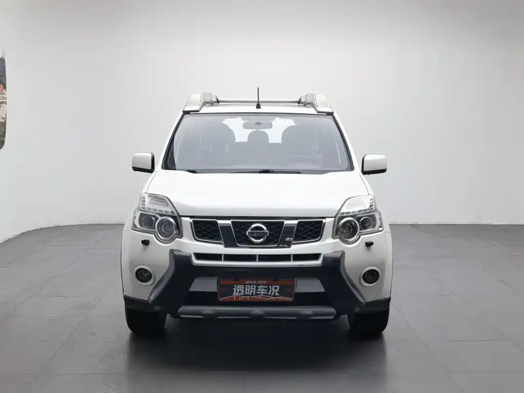 Nissan X-Trail 2012 — фото 3
