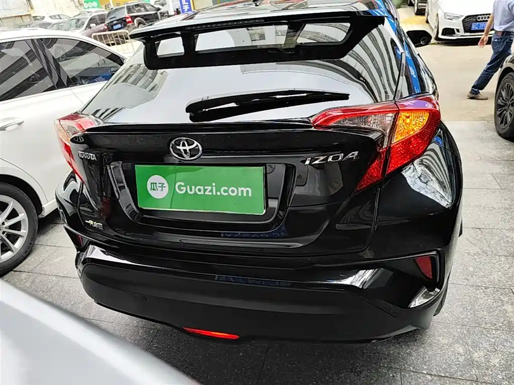 Toyota IZOA 2019 — фото 6
