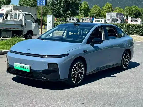 Leapmotor B01 2025