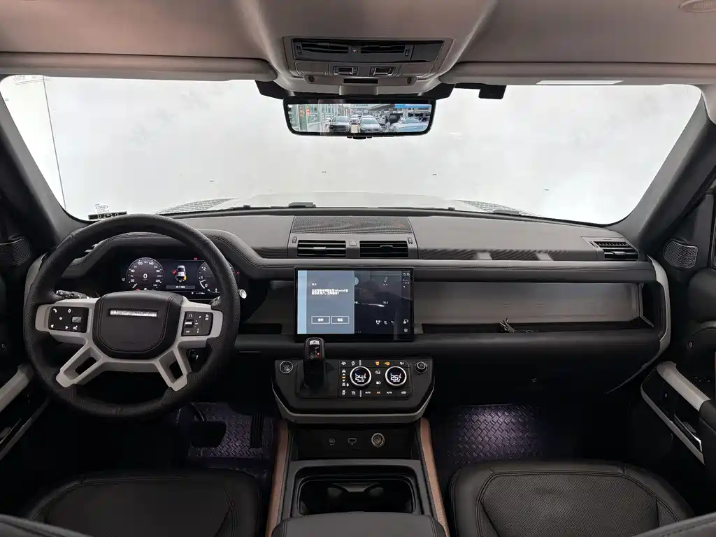 Land Rover Defender 2023 — фото 14