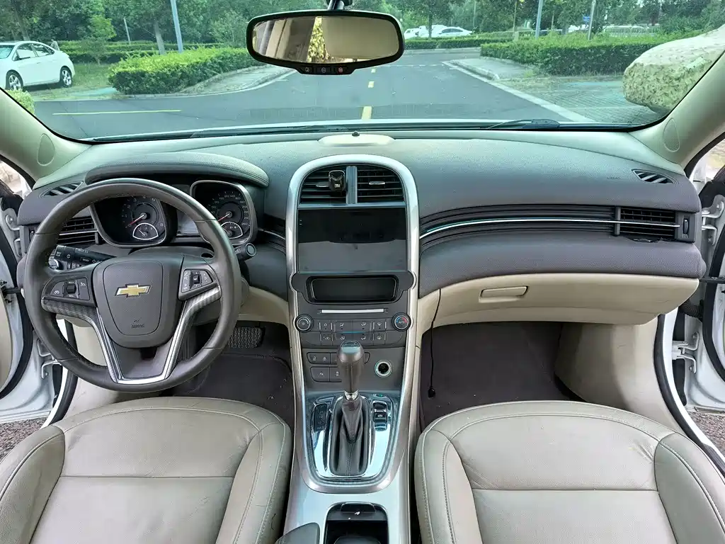 Chevrolet Malibu 2015 — фото 5
