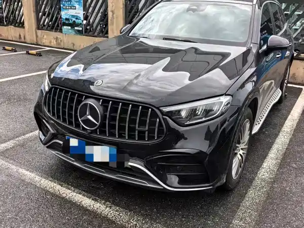 Mercedes-Benz GLC 2025