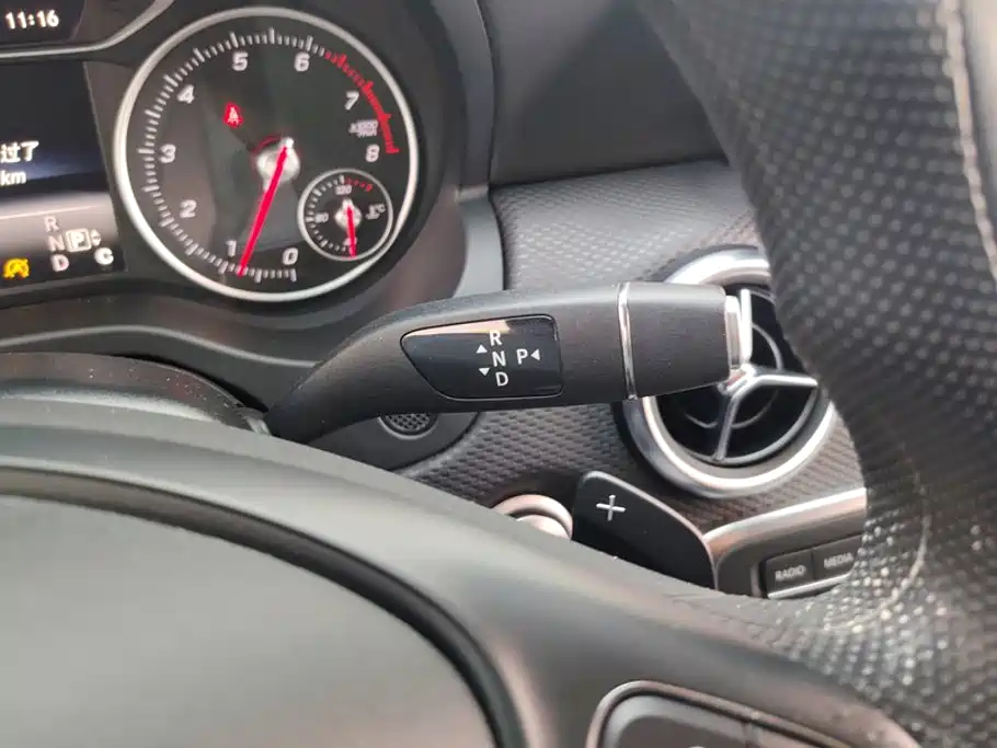 Mercedes-Benz A-Class 2016 — фото 16