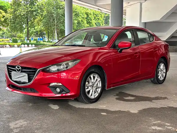 Mazda 3 Axela 2016