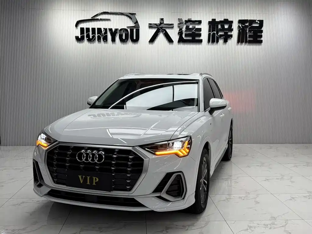 Audi Q3 2022