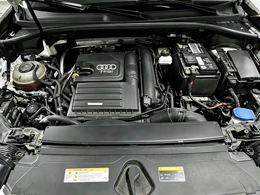 Audi Q3 2020 — фото 15