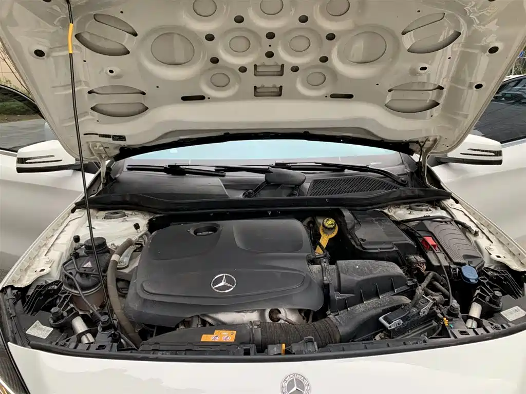 Mercedes-Benz GLA 2018 — фото 18