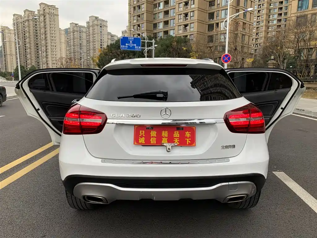 Mercedes-Benz GLA 2018 — фото 5