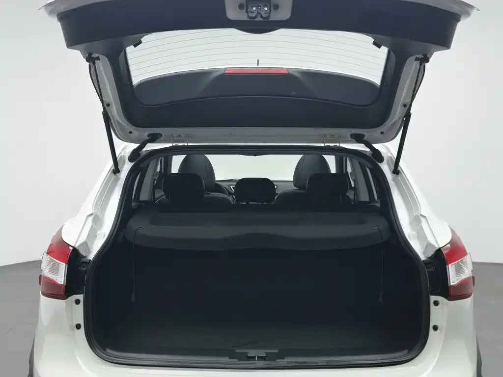 Nissan Qashqai 2016 — фото 16