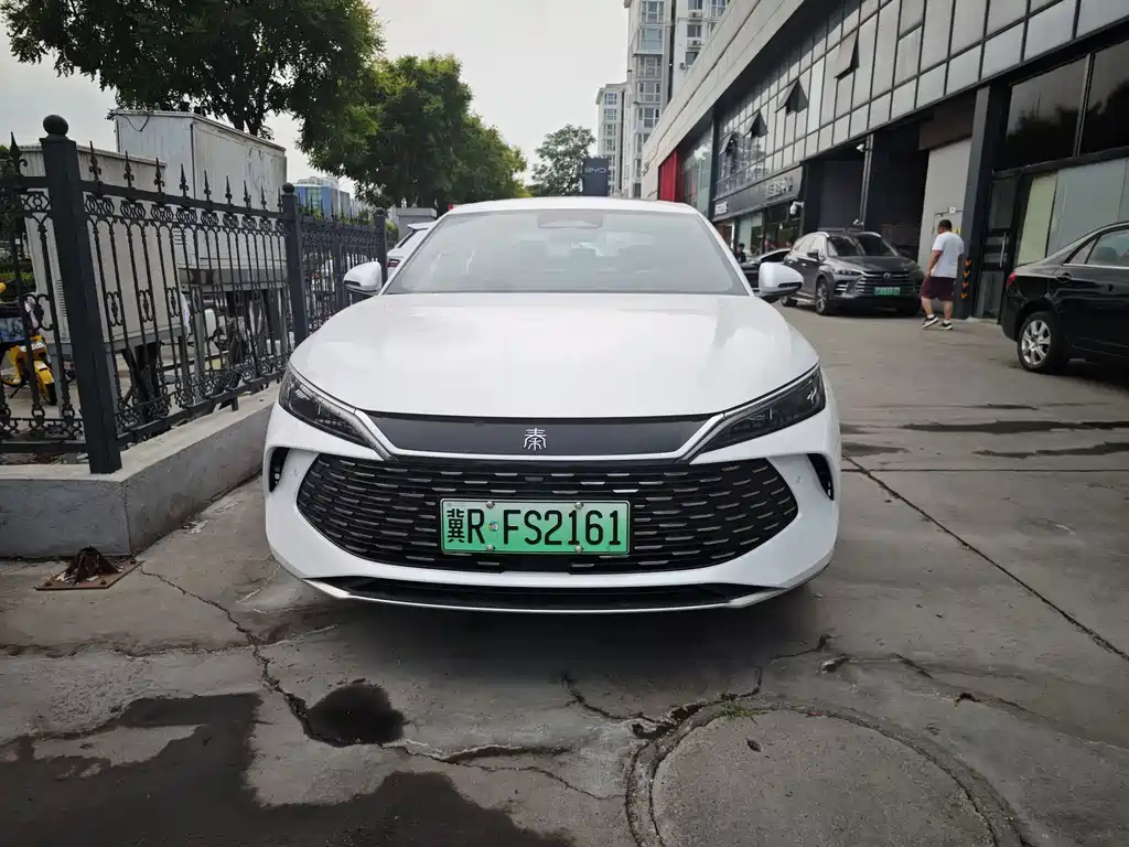 BYD Qin L 2025 — фото 2