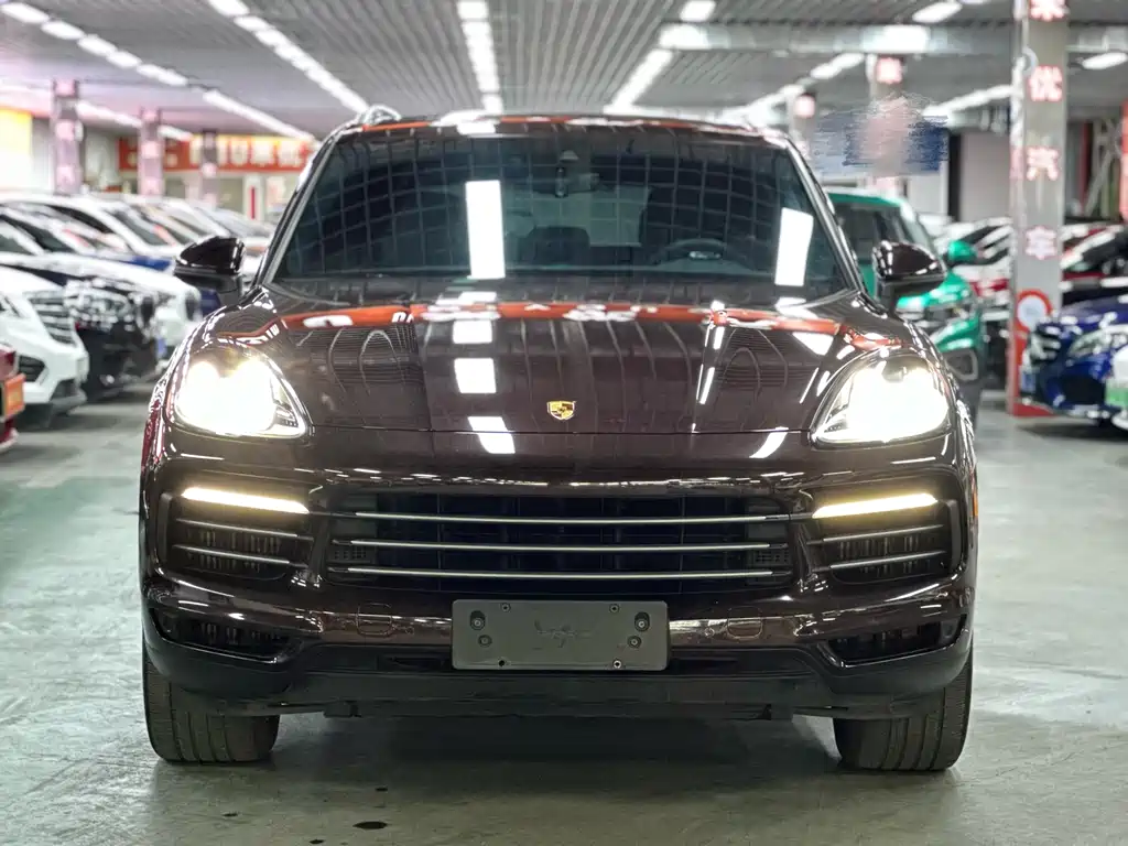 Porsche Cayenne 2021 — фото 2
