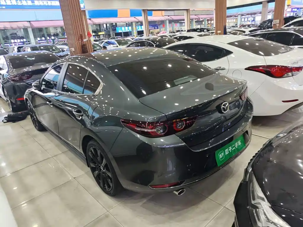 Mazda 3 Axela 2026