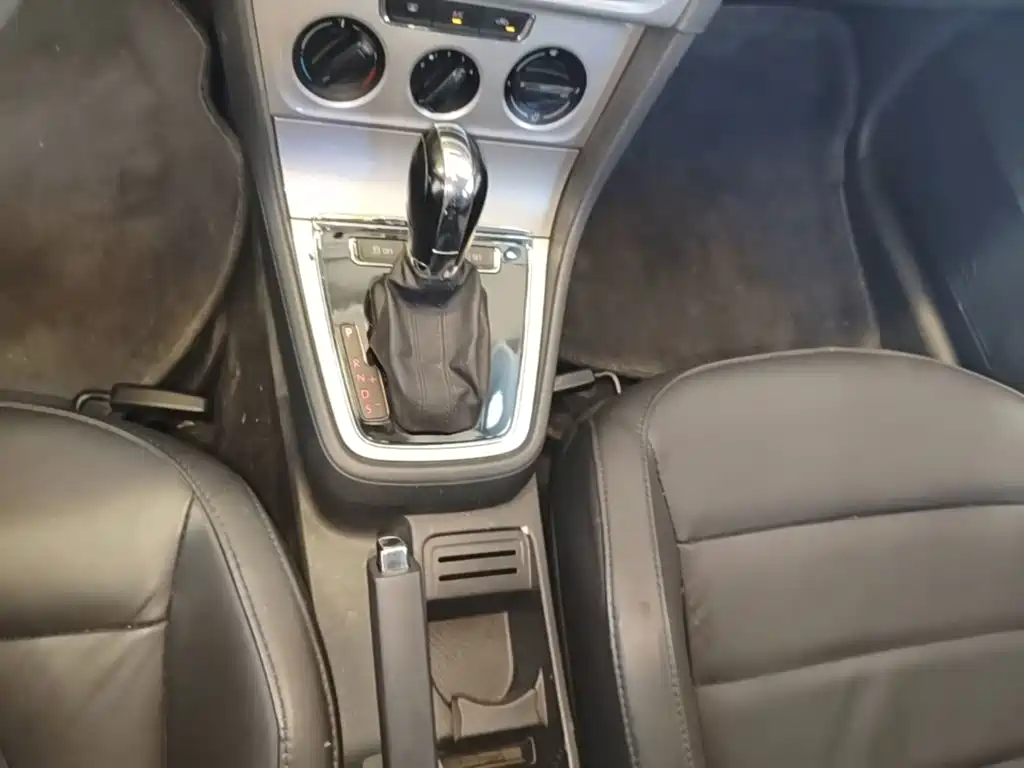 Volkswagen Gran Lavida 2015 — фото 14