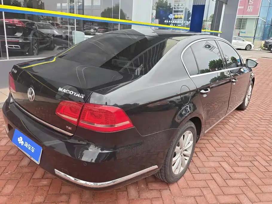 Volkswagen Magotan 2016