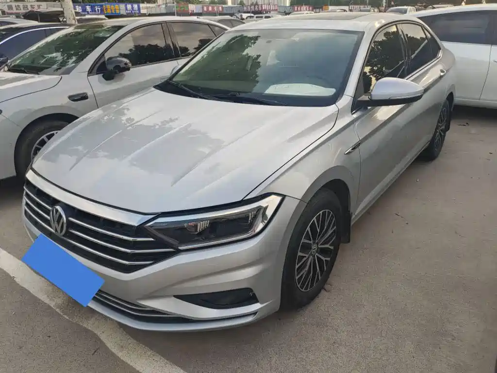 Volkswagen Sagitar 2020