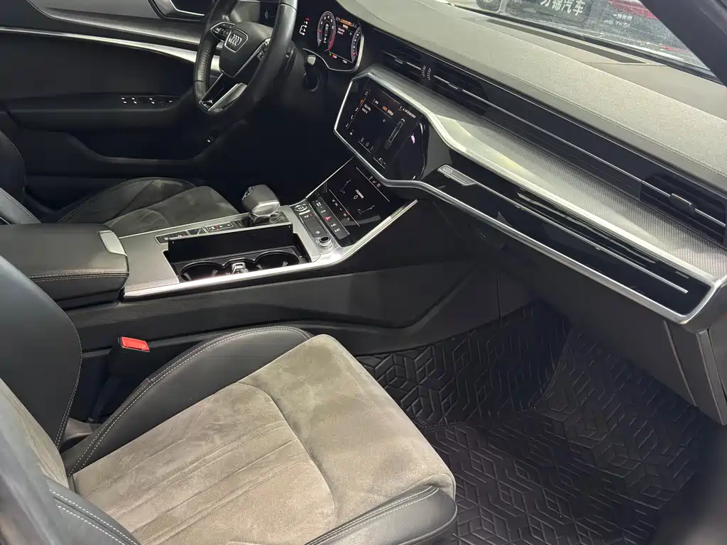 Audi A6L 2019 — фото 13