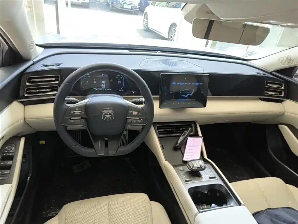 BYD Qin L 2025 — фото 10